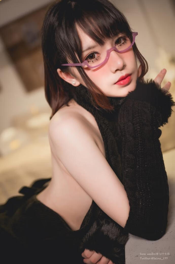 你十七鸽 NO.002 宿醉毛衣 (1).jpg 你十七鸽 NO.002 宿醉毛衣 (1).jpg
