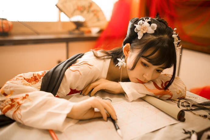 虫皿虫皿 NO.001 龙母汉服 (1).jpg 虫皿虫皿 NO.001 龙母汉服 (1).jpg