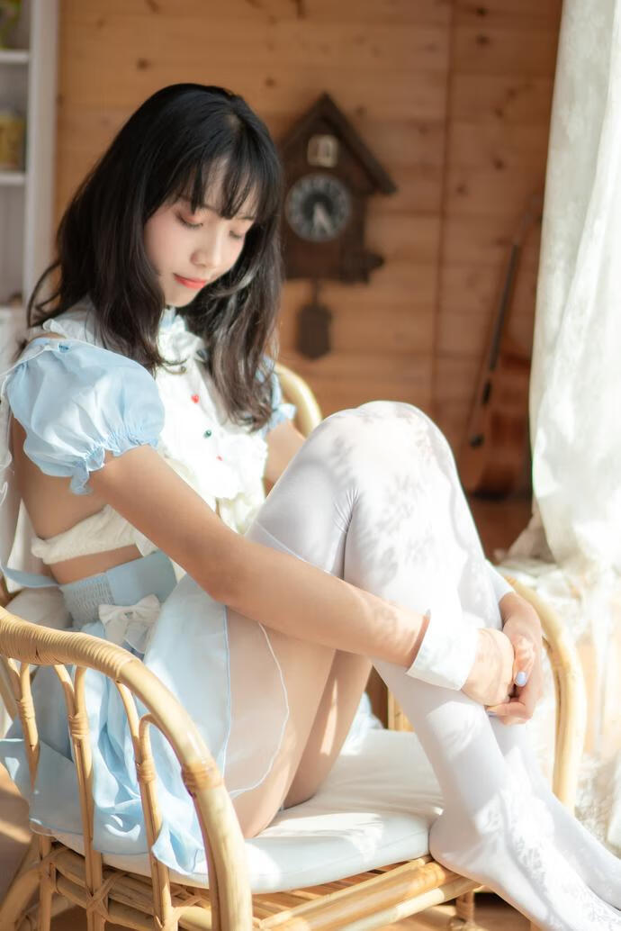 西瓜少女 NO.018 蓝白女仆.jpg 西瓜少女 NO.018 蓝白女仆.jpg
