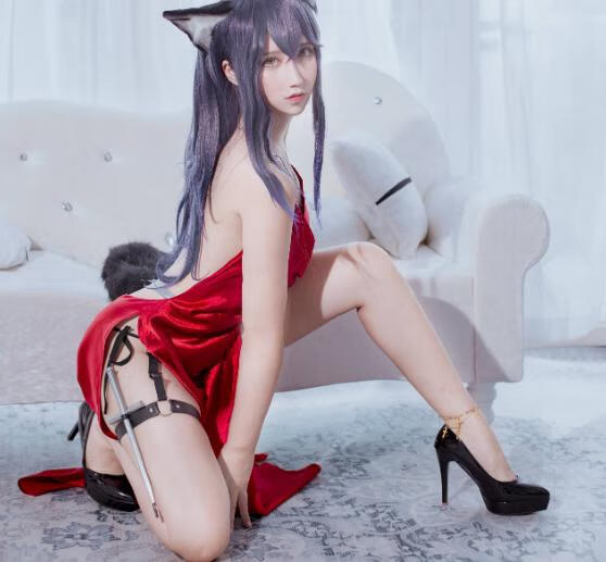 九曲jean小姐姐cos《德克萨斯》:可爱与冷酷并存的最强干员!