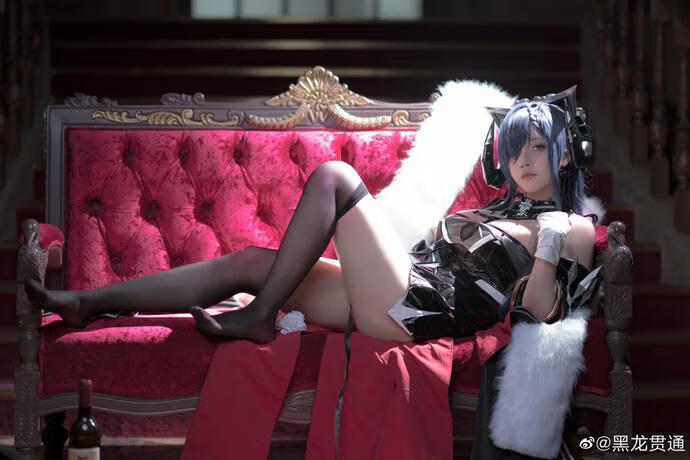 「COSPALY」碧蓝航线奥古斯特·冯·帕塞瓦尔-12P @黑龙贯通 (2).jpg 「COSPALY」碧蓝航线奥古斯特·冯·帕塞瓦尔-12P @黑龙贯通