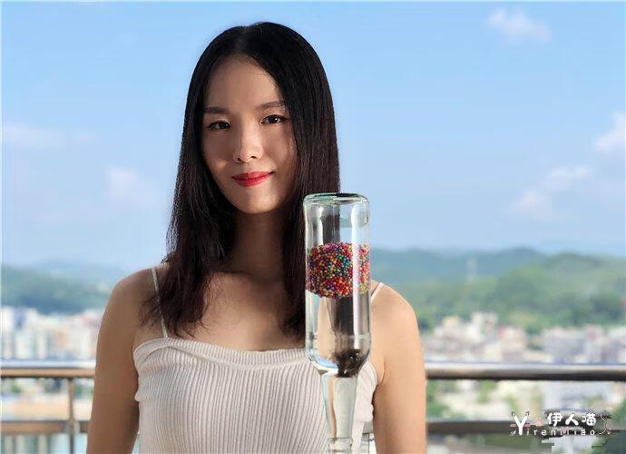 抖音网红玲爷 (1).jpg 高冷帅气的抖音玲爷和形影不离的爆胎草莓粥与锅盖,你更喜欢谁?