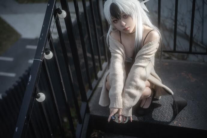 矢量鱼-礼服佳代子 [32P-458MB]