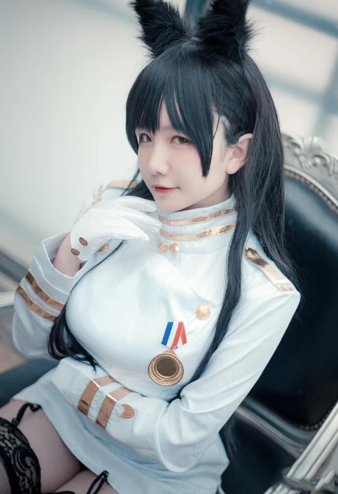 佛系博主阿半今天很开心深海猫踩奶动态图是什么梗？