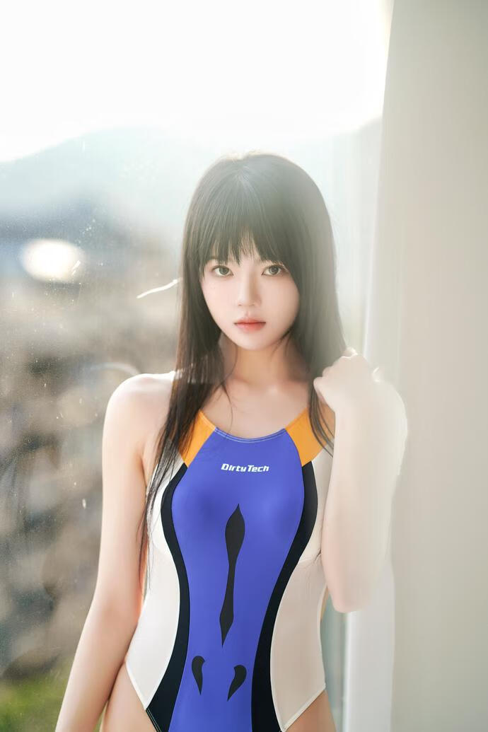 桜桃喵-竞泳 [21P-242MB]