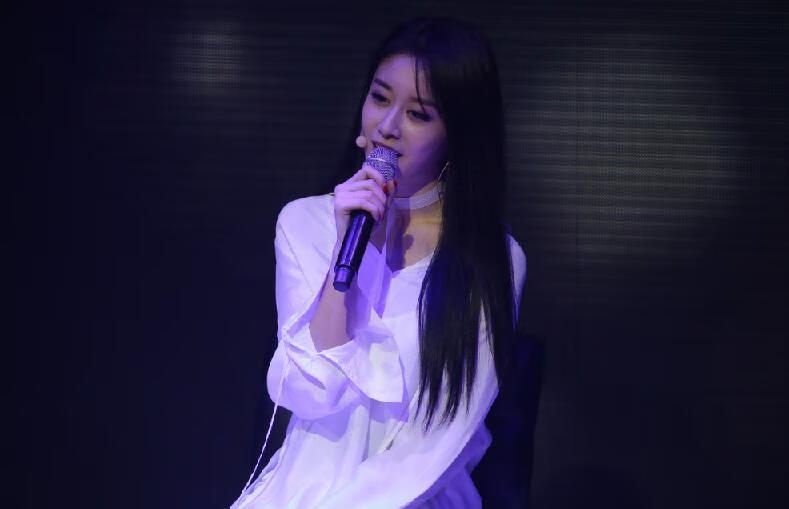 朴智妍饭拍，手慢无-稀缺资源网