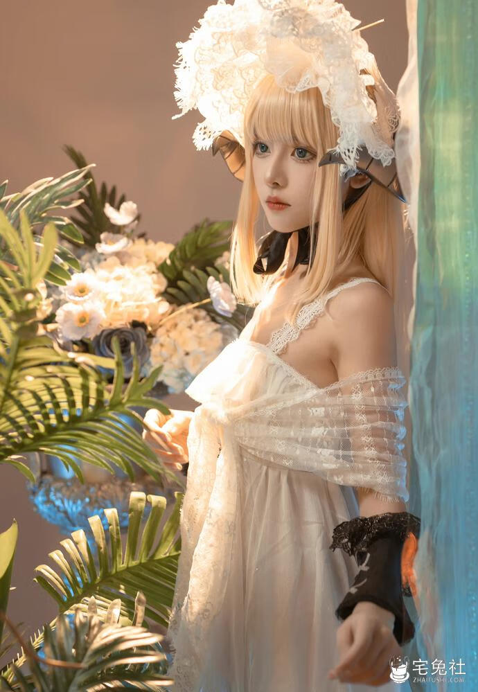 腥味猫罐全套cos图片合集 可爱而又俊美的喵年