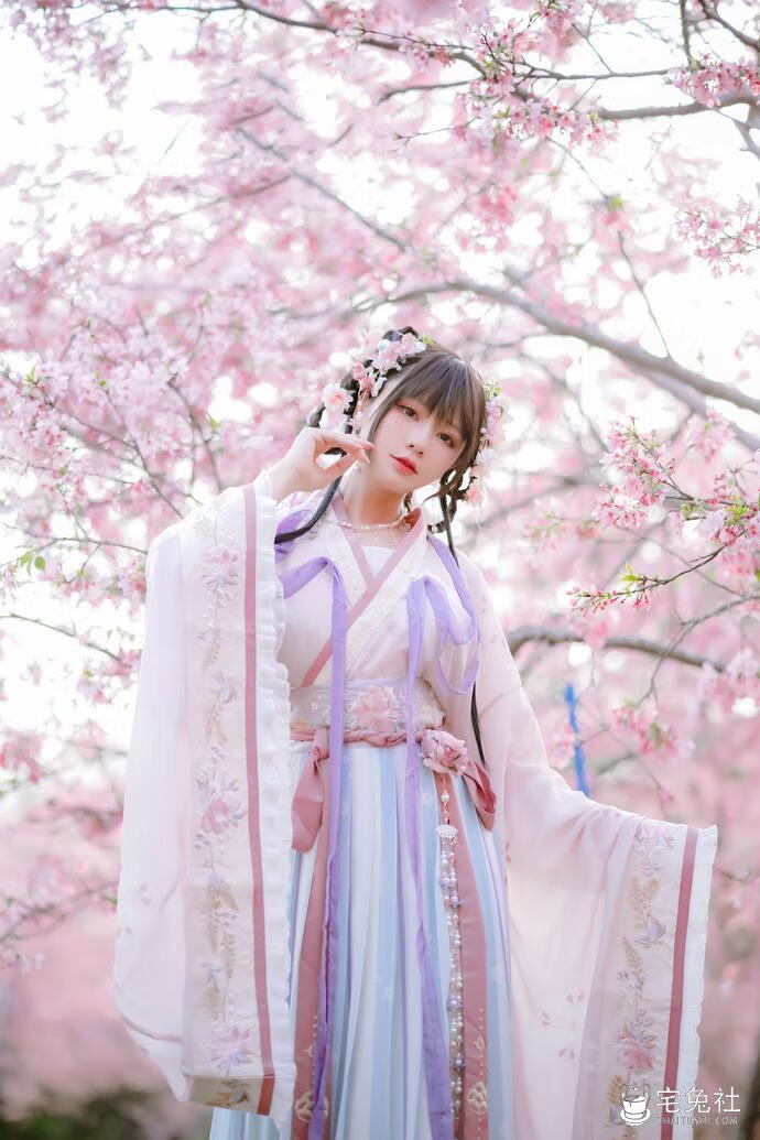 Nyako喵子 cosplay作品036 樱花汉服 花神祈愿 宅兔社.jpg Nyako喵子/荒井喵喵全套cos图片合集 颜值博主的精彩演绎