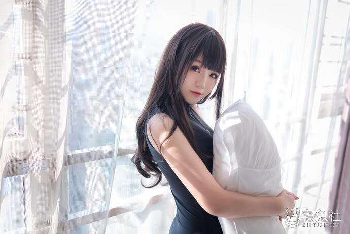 Yoko宅夏w全套cos图片合集 御姐娃娃脸的捆绑演绎