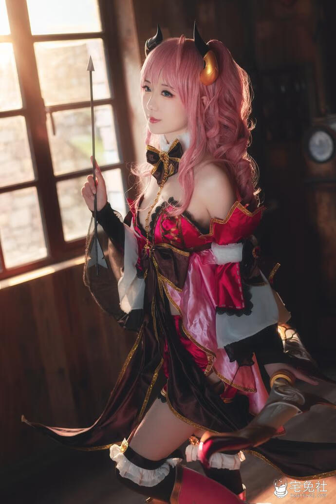 弥音音 cosplay作品032 铃奈 宅兔社.jpg