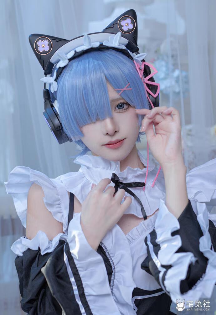 腥味猫罐全套cos图片合集 可爱而又俊美的喵年