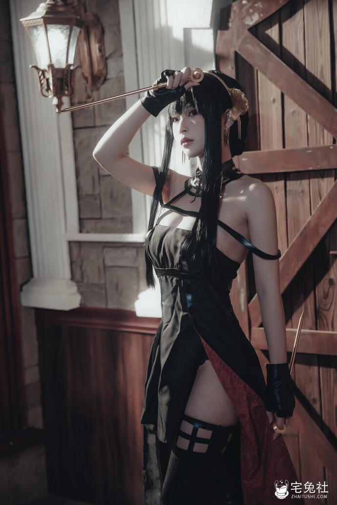 清水由乃-NO.060-间谍过家家-约尔战斗服.jpg 清水由乃全套cos图片合集 清新可爱的国民女神