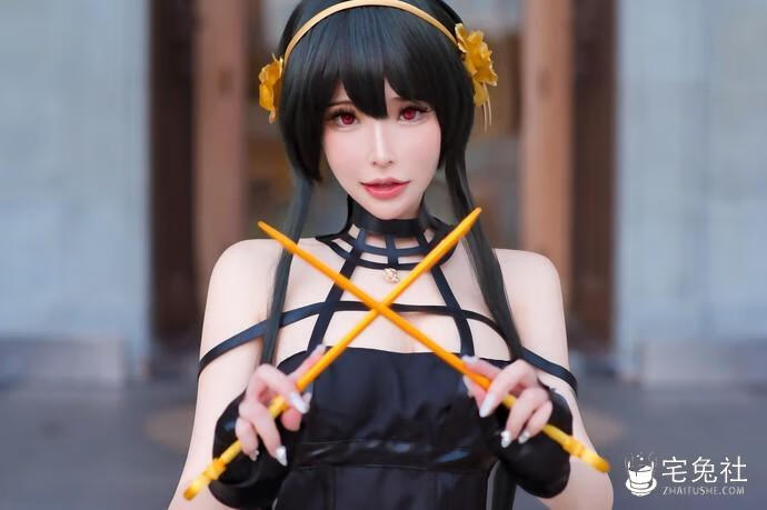 花リリ(Plant Lily) cosplay作品013 Yor Forger (1) 宅兔社.jpg Plant Lily花リリ全套作品图合集 越南妹纸异国风情勾魂夺魄!