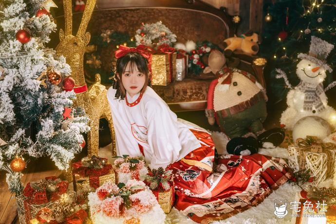 兔子Zzz不吃胡萝卜 cosplay作品123 汉洋折衷的圣诞 宅兔社.jpg 超级可爱!兔子Zzz不吃胡萝卜感受阳光少女的魅力