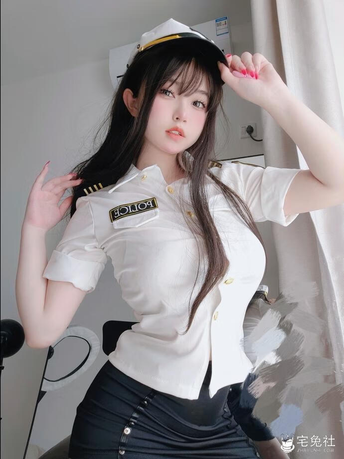 女主K - cosplay作品24 新任部下 宅兔社.jpeg 女主K全套作品图合集 巴蜀小仙女魅力可爱两不误
