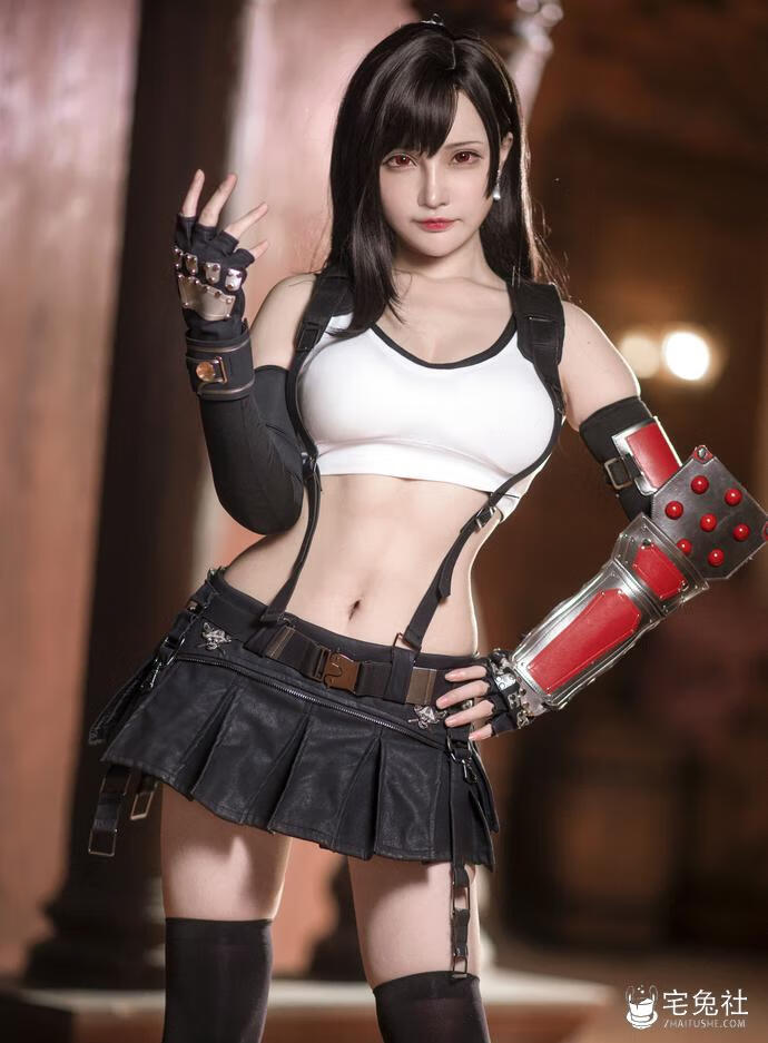 大陆萌主千夜未来是不是整过？她的圣旦服图集是卖的吗 宅兔社 (4).jpg