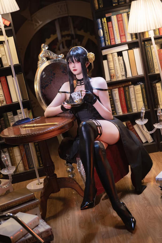 Natsuko夏夏子 NO.071 间谍过家家 约尔.jpg Natsuko夏夏子 NO.071 间谍过家家 约尔.jpg