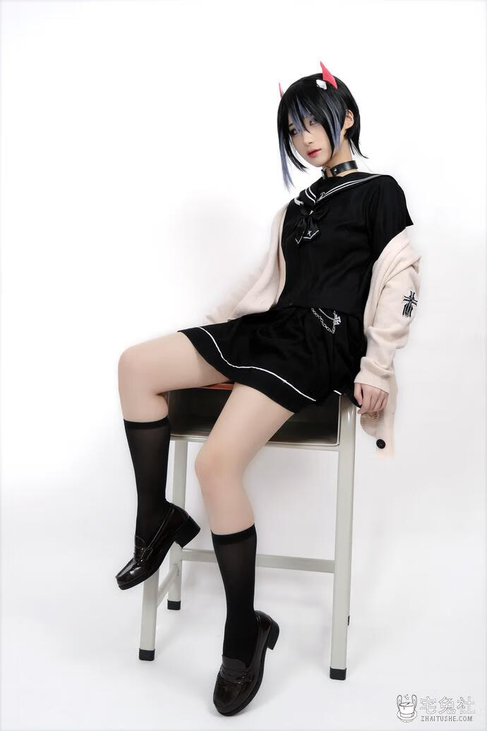 幼愛youmeko cosplay作品010 胡滕JK (2) 宅兔社.jpg