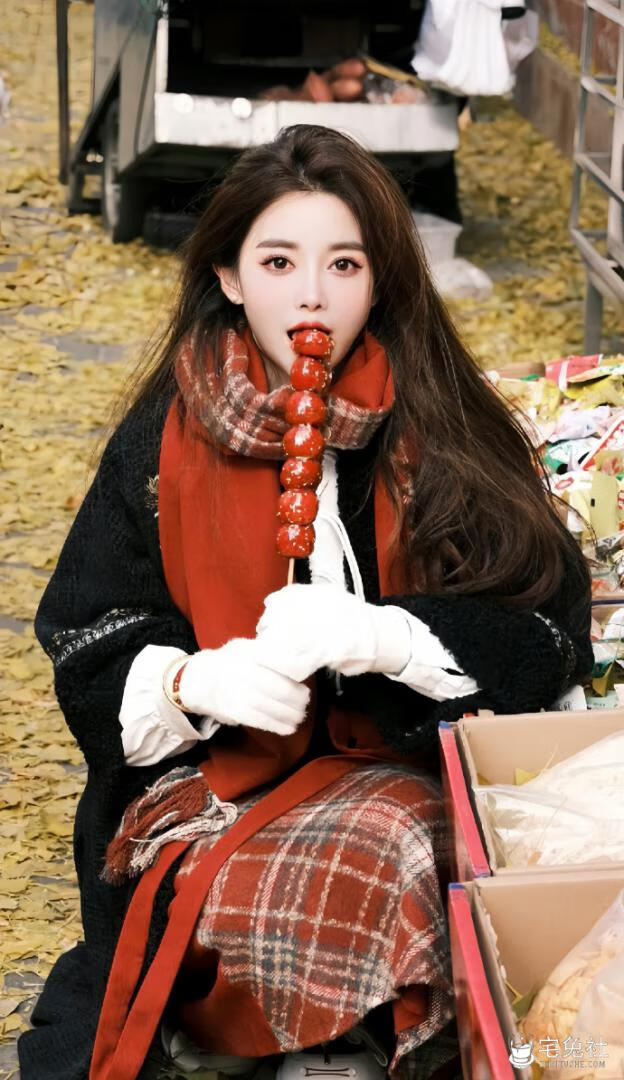 闪耀网络的微密女神猪小七：活力四射的95后街拍女神 宅兔社 (3).jpeg