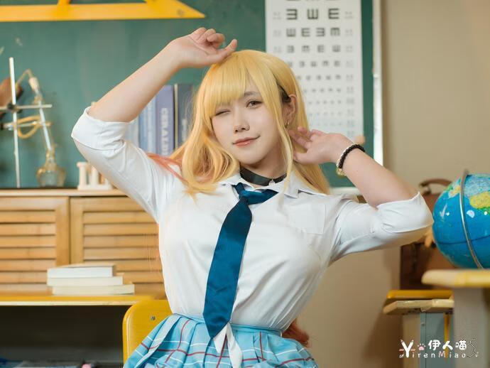 麻花麻花酱w软萌与丰盈的完美融合，Coser界的甜美巨香警告喵！