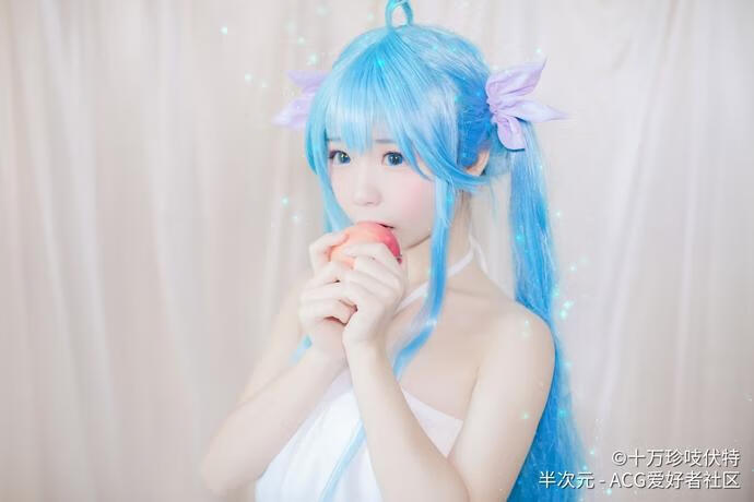 十万珍吱伏特cos作品合集 (1).jpg