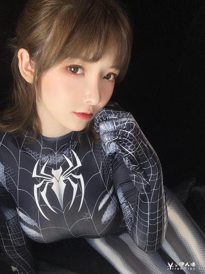一小央泽 NO.058 黑蜘蛛.jpg 才华横溢!一小央泽cos图集作品在哪能看?