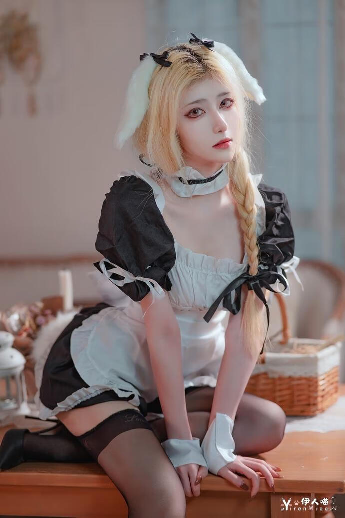 南桃Momoko cosplay作品085 主人的命令 福利向 (1) 伊人喵.jpg 南桃momoko全部图集 高冷美艳的逗比博主很会放福利