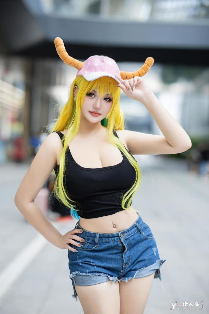 第一弹人气主播csoer夏鸽鸽不想起床全图片赏析 伊人喵 (2).jpg 第一弹人气主播csoer夏鸽鸽不想起床全图片赏析