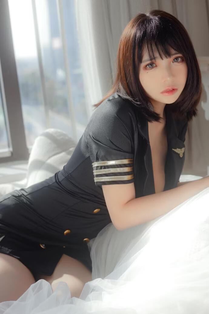 疯猫ss-黑色制服 [40P-331MB]
