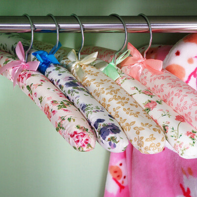 

OURUNZE sponge textiles clothes hanger