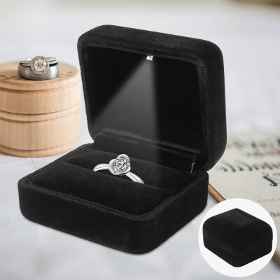 

Luxury Diamond Jewelry Ring Box with LED Light Engagement Wedding Supplies