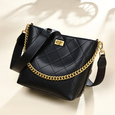 

Viney Korean leather handbags fashion large capacity bucket bag wild wandering bag shoulder bag ladies bag Messenger bag black