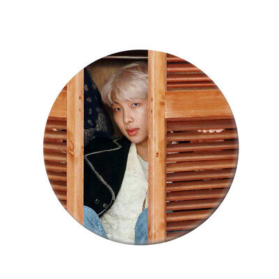 

KPOP BTS Bangtan Boys New Album Round Tinplate Badge Cute Cartoon Brooch Bag Pendant Boys Girls Accessories Hot Gift for Fans