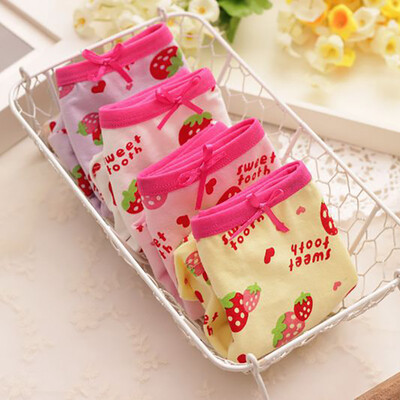 

Bow Girl Boxer Briefs Cute Strawberry Print Girls Panties Cotton Baby Girls Panties Random Colors