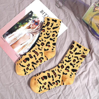 

Unique Sparkled Glitter Leopard Women Socks High Street Bling Bling Ankle Happy Socks Autumn Winter Trendy Animal Print Socks