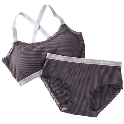 

Women Bra Set Letter Print Female Underwear Comfortable Wireless Lingerie Bra Set Black White Cotton Full Cup Bras Sets