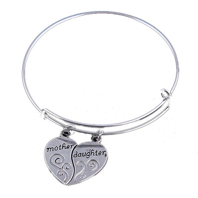 

Europe&the United States Retro Sculpture Letters Pattern Friendship Bracelet