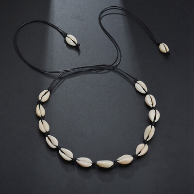 

Stylish Bohemian Hawaii Beach Natural Shell Necklace Sea Shell Pendant Chain Choker Necklace Women Clavicle Chain Jewelry