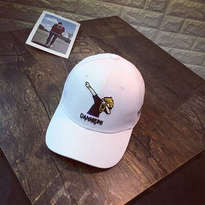 

Korean version of summer Hat cartoon doll baseball Hat trendy men casual Joker Sun Cap couple Sun Hat