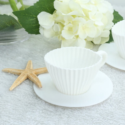 

4pcs Silicone Cupcake Muffin Baking Mold Cups with Tea Saucers