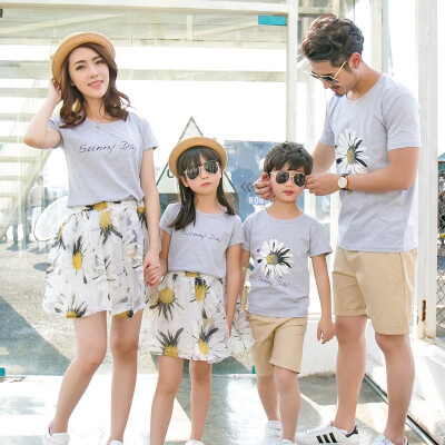 

Family matching mother daughter father son dad mommy me clothes family look girls boys korean clothing couple women summer dress