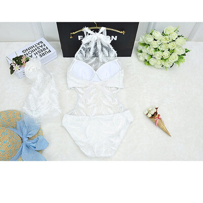 

18 new swimsuit fashion sexy feather Siamese students small chest triangle swimsuit