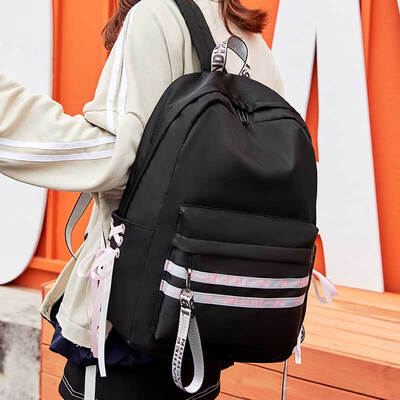 

Light rider junior high school student bag female Korean version of Harajuku style high school students Sen simple campus student backpack 9072 black