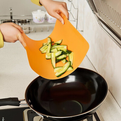 

New 3925cm Kitchen Cooking Tools Flexible PP Plastic Non-slip Hang Hole Cutting Board Food Slice Cut Chopping Block
