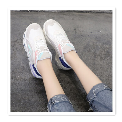 

2018 street shooting thick-soled old shoes casual shoes running student shoes tide new female sports shoes student shoes Korean ve