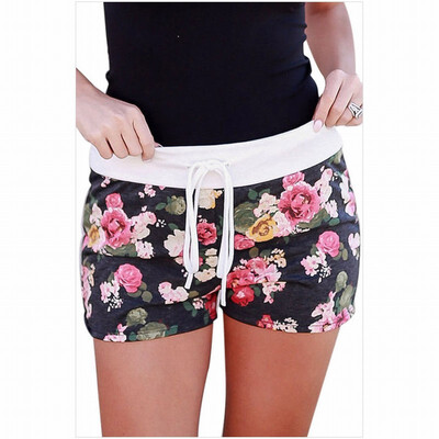 

Printed pattern elastic belt casual shorts