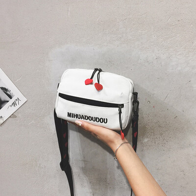 

Net red pouch handbags new 2019 fashion canvas bag female shoulder summer small fresh wild ins Messenger bag