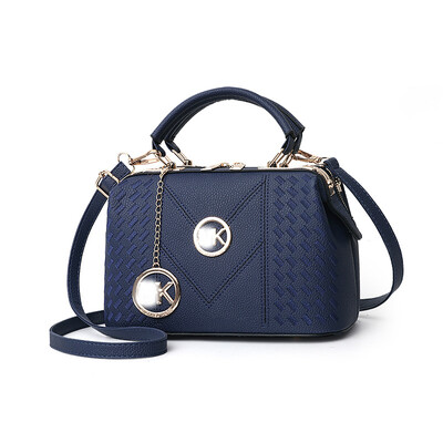 

Womens bag 2019 new bag female metal cool Korean fashion casual womens bag slung shoulder bag