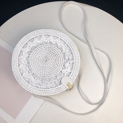 

Tailored Circle Handwoven Round Retro Rattan Straw Beach Bag Crossbody