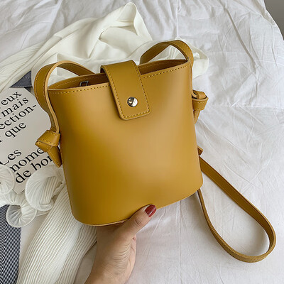 

Mori simple small bag network celebrity senior foreign gas bag 2019 new fashion small square bag single shoulder oblique satchel b